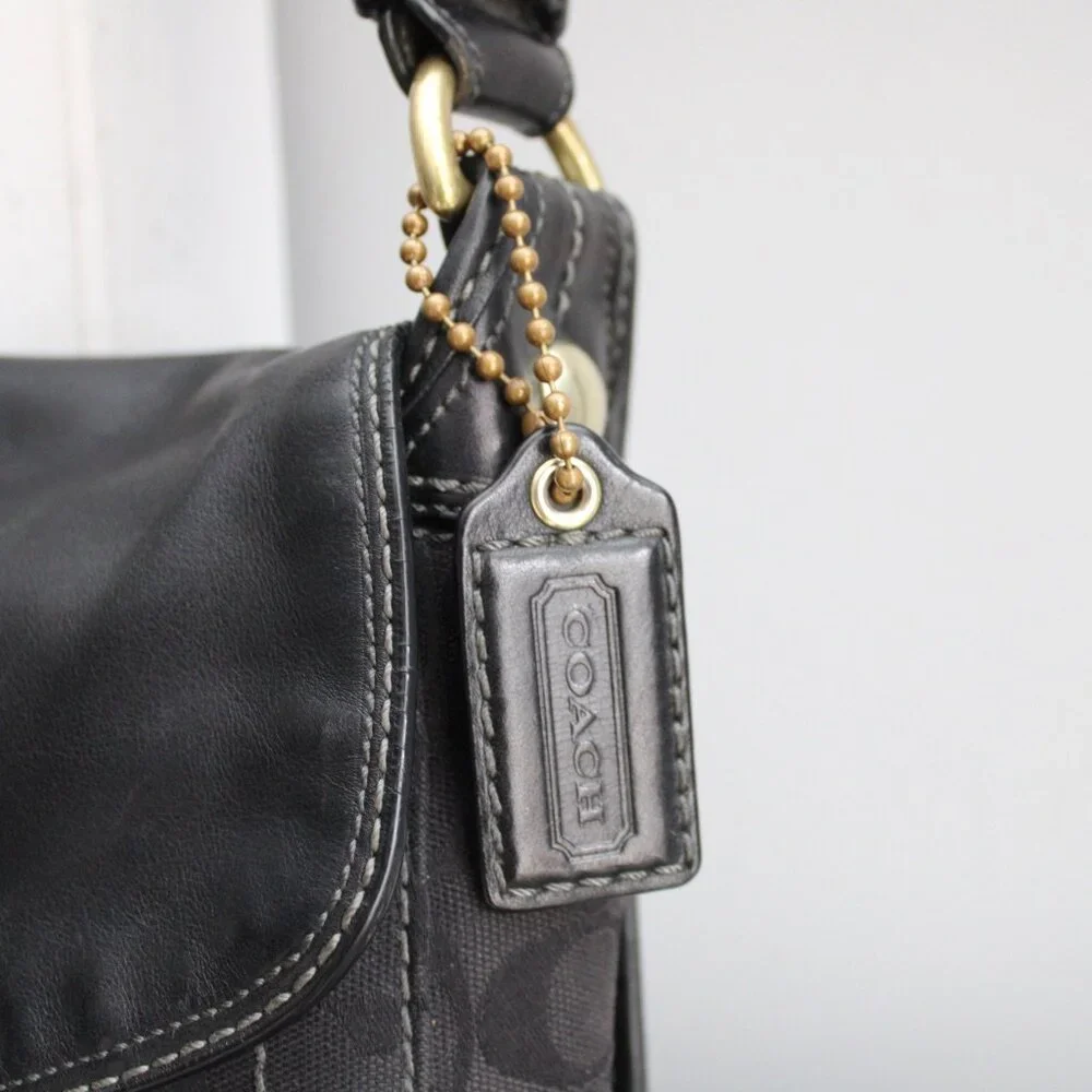 Coach Vintage Y2K Bleecker Black Legacy Signature Shoulder Bag Purse 11434 - Picture 5 of 10
